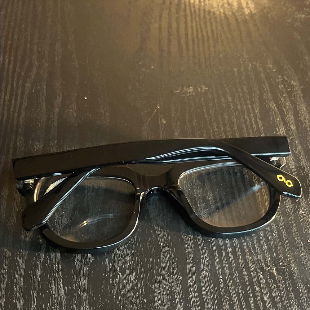 Black Glasses - image 2